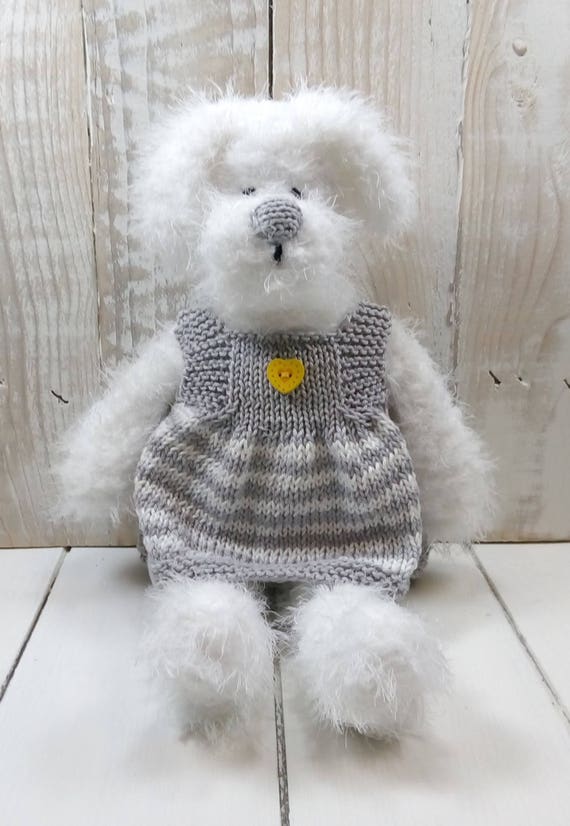 Scruff The Dog PDF Knitting Pattern