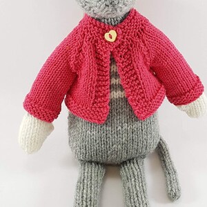 Knitting kit to make your very own Josie the Mouse easy to knit pattern image 5