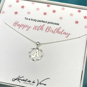 Collar de regalo de cumpleaños 10, collar de niño personalizado, joyería personalizada de la niña del niño, collar de monograma de plata de ley
