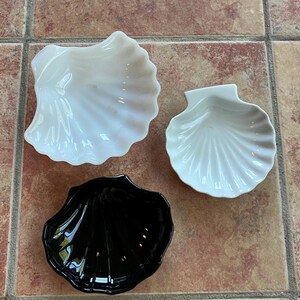 Shell Shaped Trinkets Soap Dishes Anchor Hocking New Orleans Pfaltzgraff Vintage