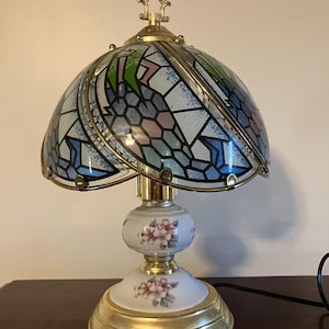 Stained Glass Ceramic and Brass Lamp 14-1/2&quot; Vintage