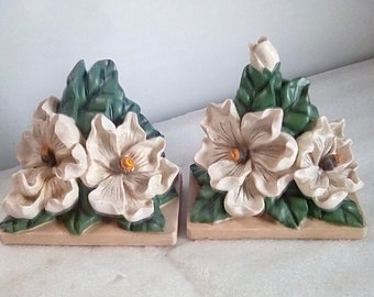 Vintage Magnolias Sculptured Bookends