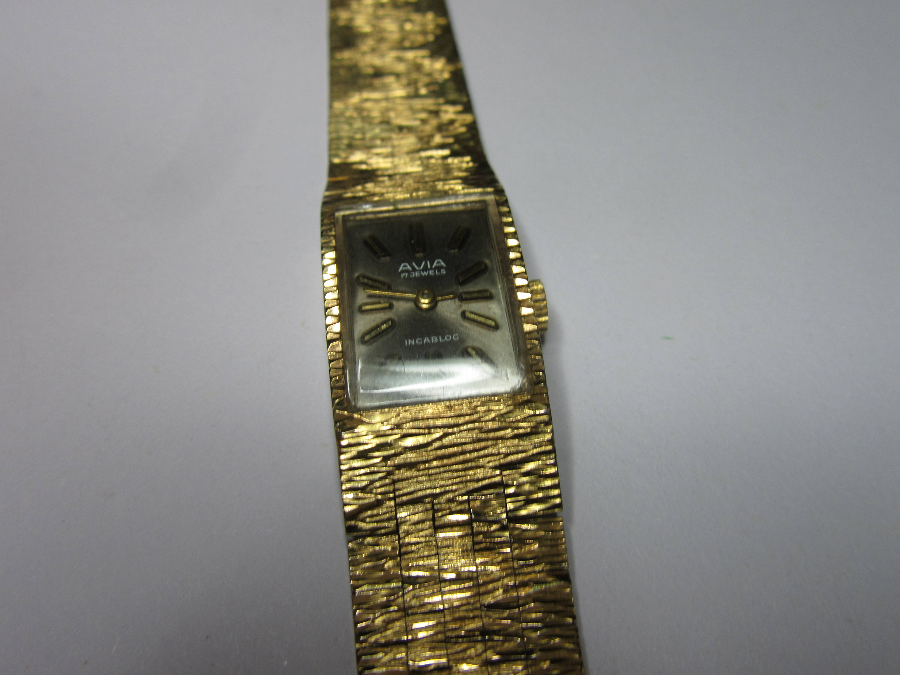avia incabloc watch