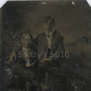 Antique Tintype Two Affectionate Young Men - Gay Interest