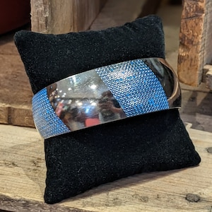 Vintage Sterling Silver Cuff Bangle Bracelet with Blue Accents, Vintage Jewelry, Vintage Bracelet, Women&#39;s Jewelry, Gift for Her, Fashion