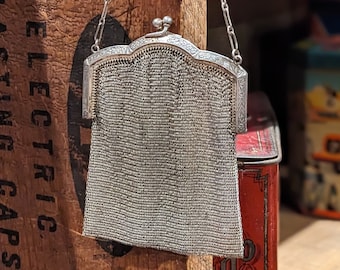 Vintage Whiting and Davis Mesh Chainmail Coin Purse