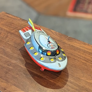 Vintage Japan Wind Up Raumschiff Boot