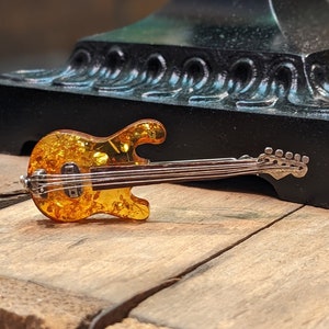 Sterling Silver and Amber Guitar Brooch