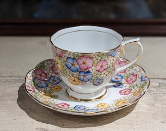 Vintage Royal Albert Teetasse mit Untertasse