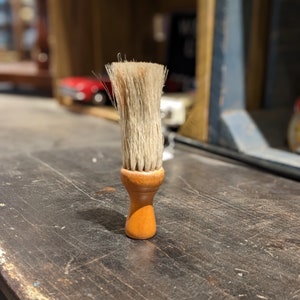 Cepillo de barbero de pelo de caballo antiguo