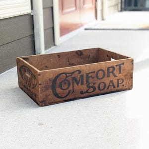 Antique Comfort Soap Crate