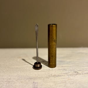 Antique WW1 Lee-Enfield Rifle Oiler in Brass Case Hallmarked J. J. B. H9 13