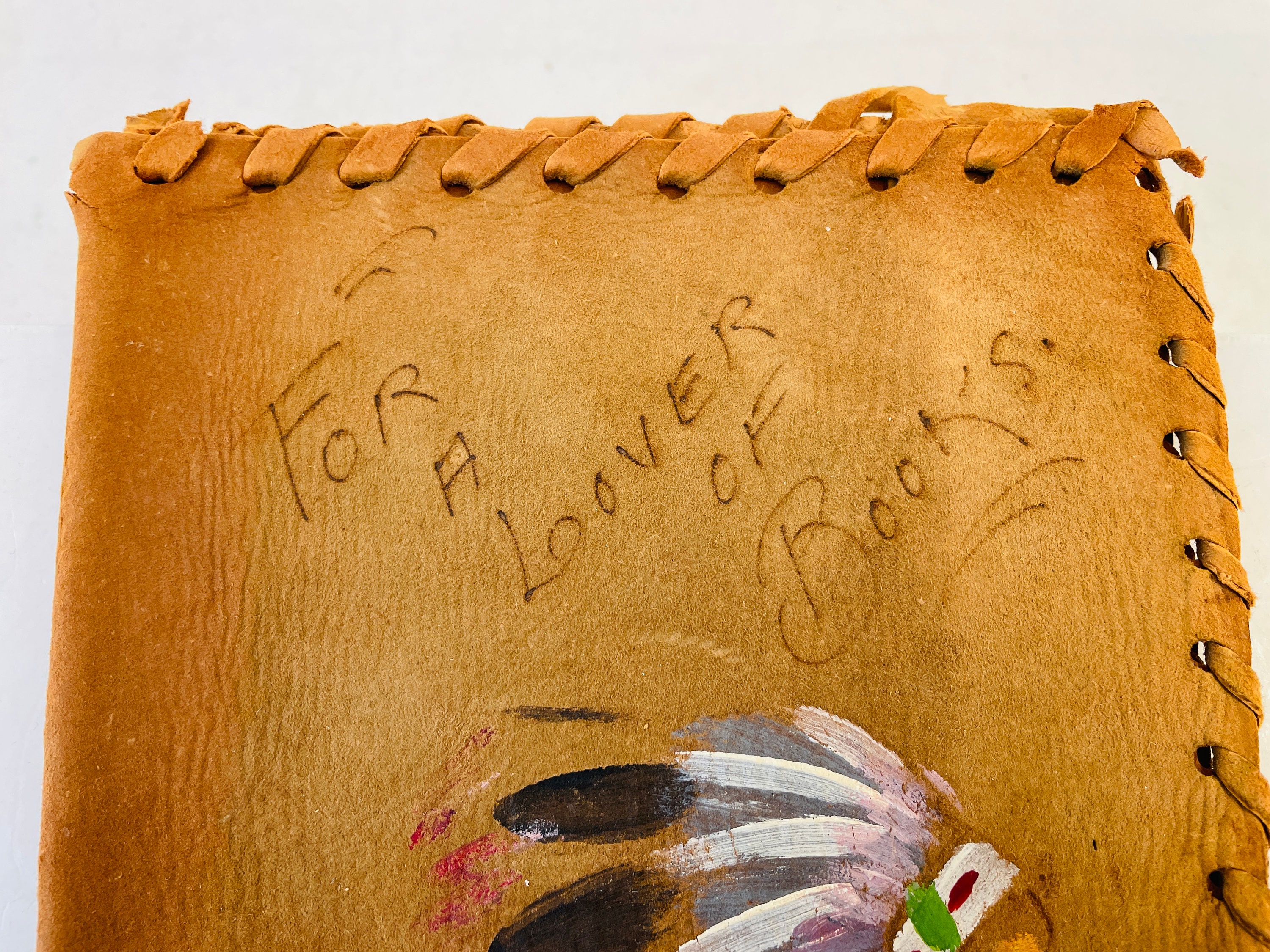 Antieke lederen boekomslag met inheems motief - Etsy België, image size:3000x2250