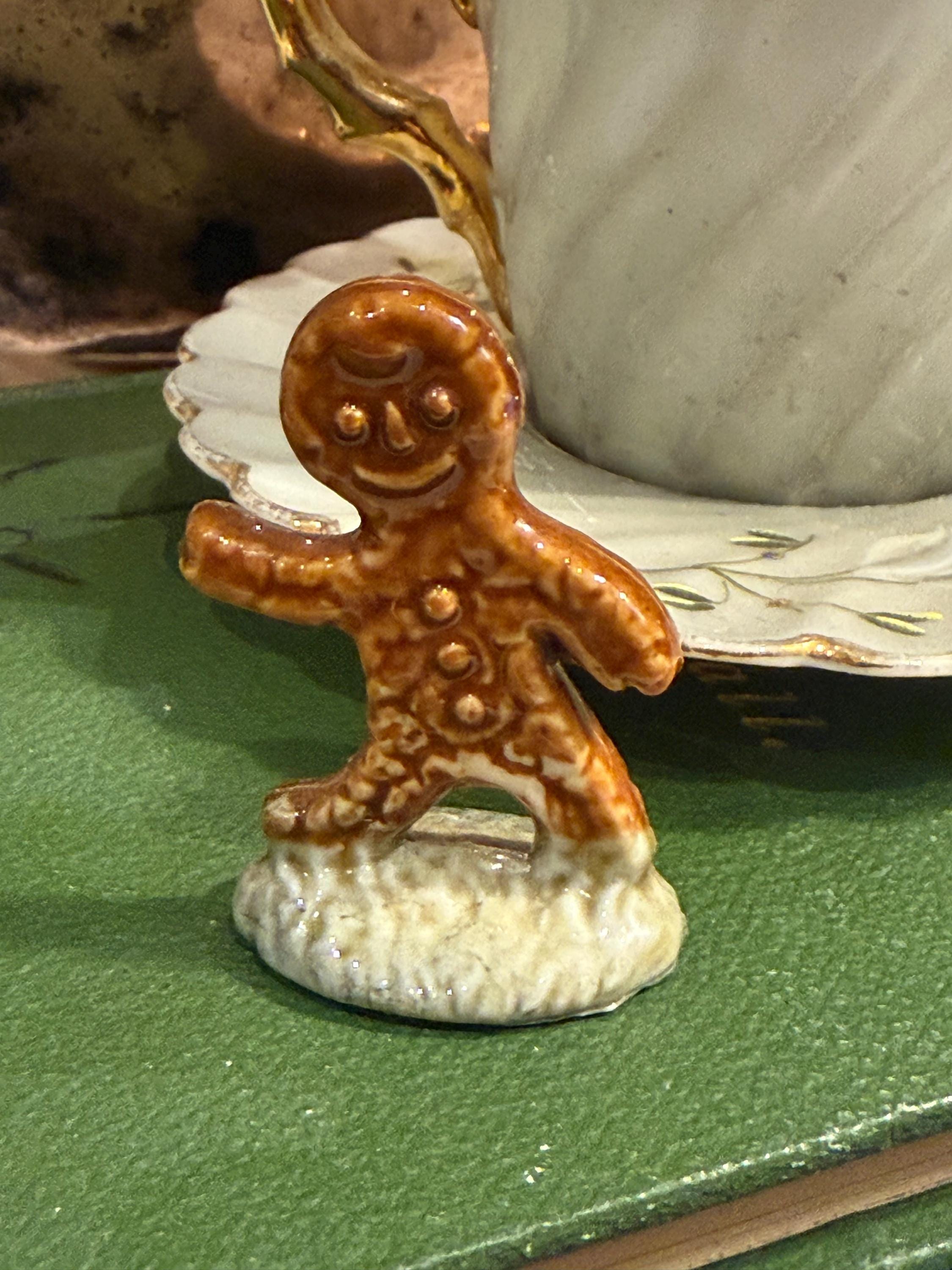Vintage Red Rose Tea Wade Figurine Gingerbread Man 