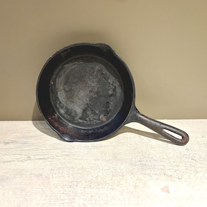 Vintage Findley Carleton Place No. 5 Cast Iron Frying Pan 8 Inch Skillet