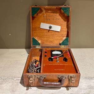 Vintage Sharpe Instruments Ltd. Electric Meter