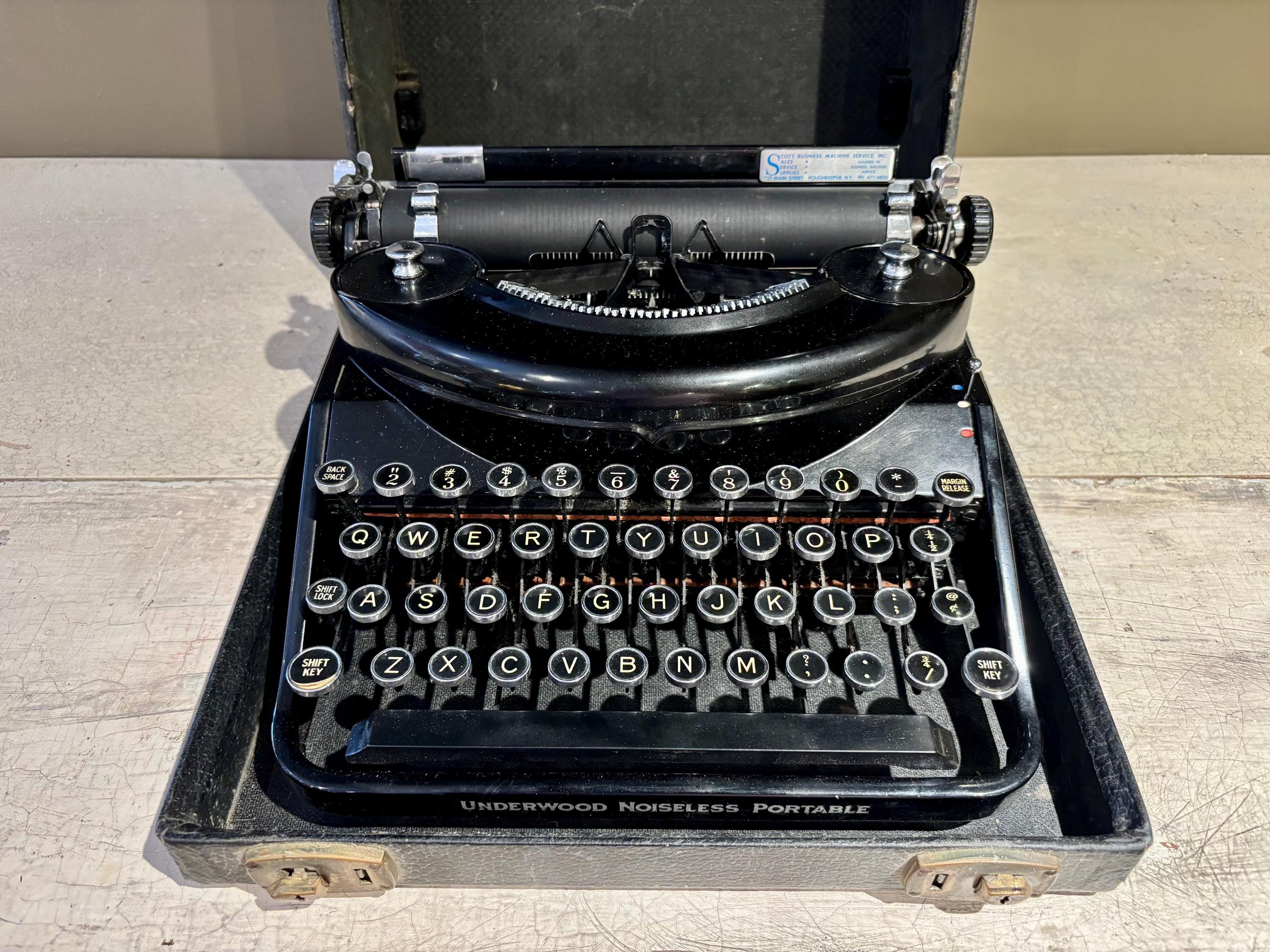 Vintage 1930s Underwood Noiseless Portable Typewriter With Case - Etsy