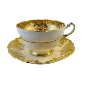 Vintage Paragon Double Warrant Rose Cup with Gold Leaves