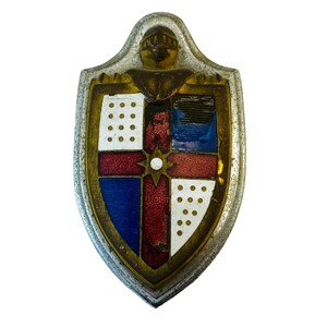 1946 Lincoln Continental Cloisonne Knight Emblem / Badge