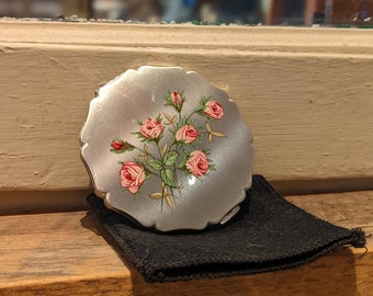 Stratton Powder Compact with Floral Design