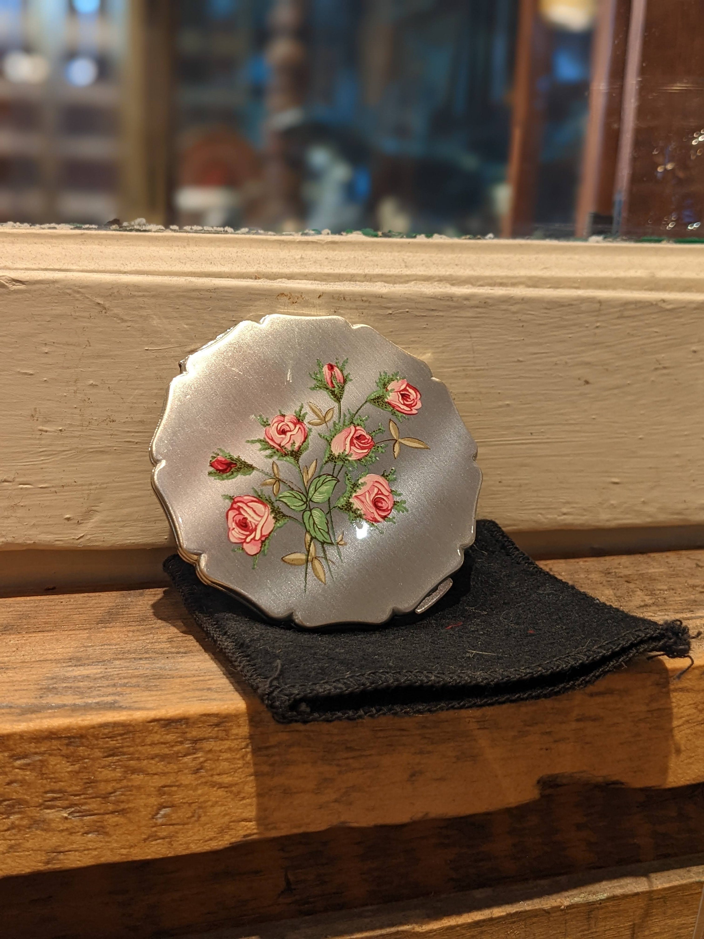 Stratton compact - Etsy 日本