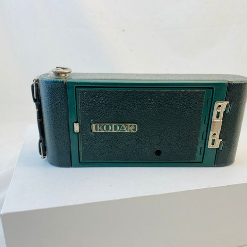 Shops Vintage Kodak Pocket Junior 1A Green Camera