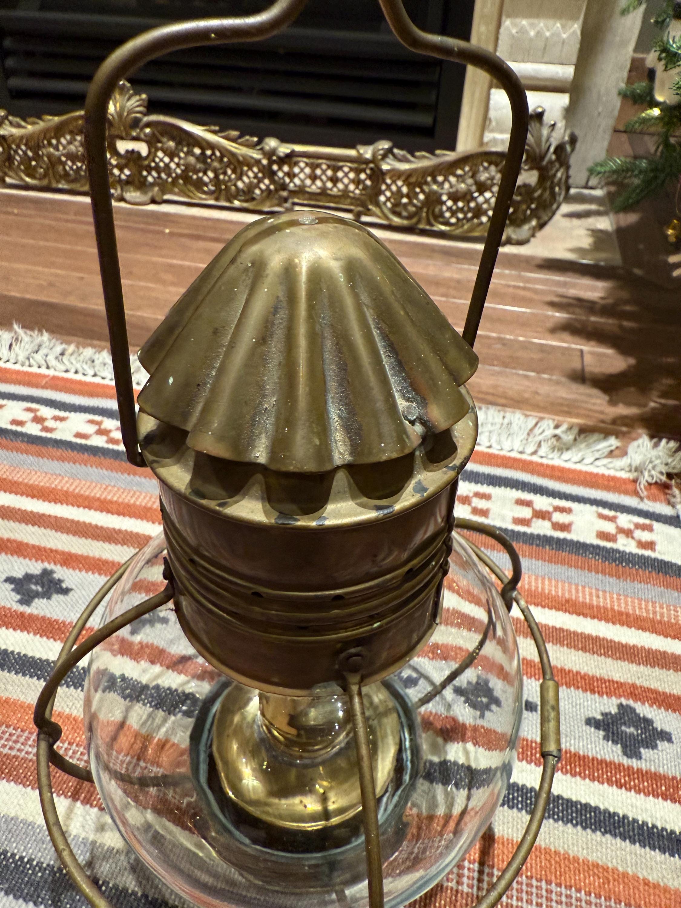 アンティーク船舶用＜オニオン＞オイルランプ Vintage Nautical Brass Onion Ship's Oil Lamp C.1920s - Etsy