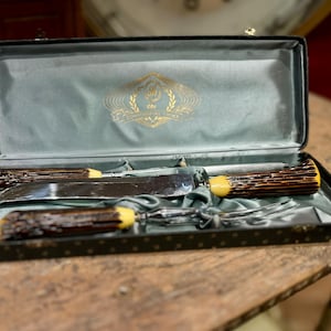 M.Bernard and Co. Bakelite King Carver Carving Set