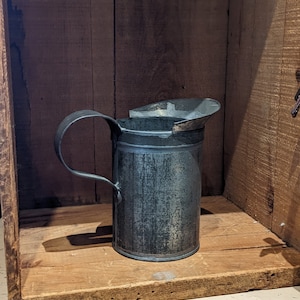 Vintage McClaryGalvanized Metal Quart Measuring Pitcher