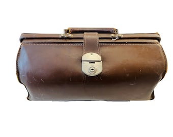 1940年代ヴィンテージドクターズバッグ、レザースチームパンクバッグ