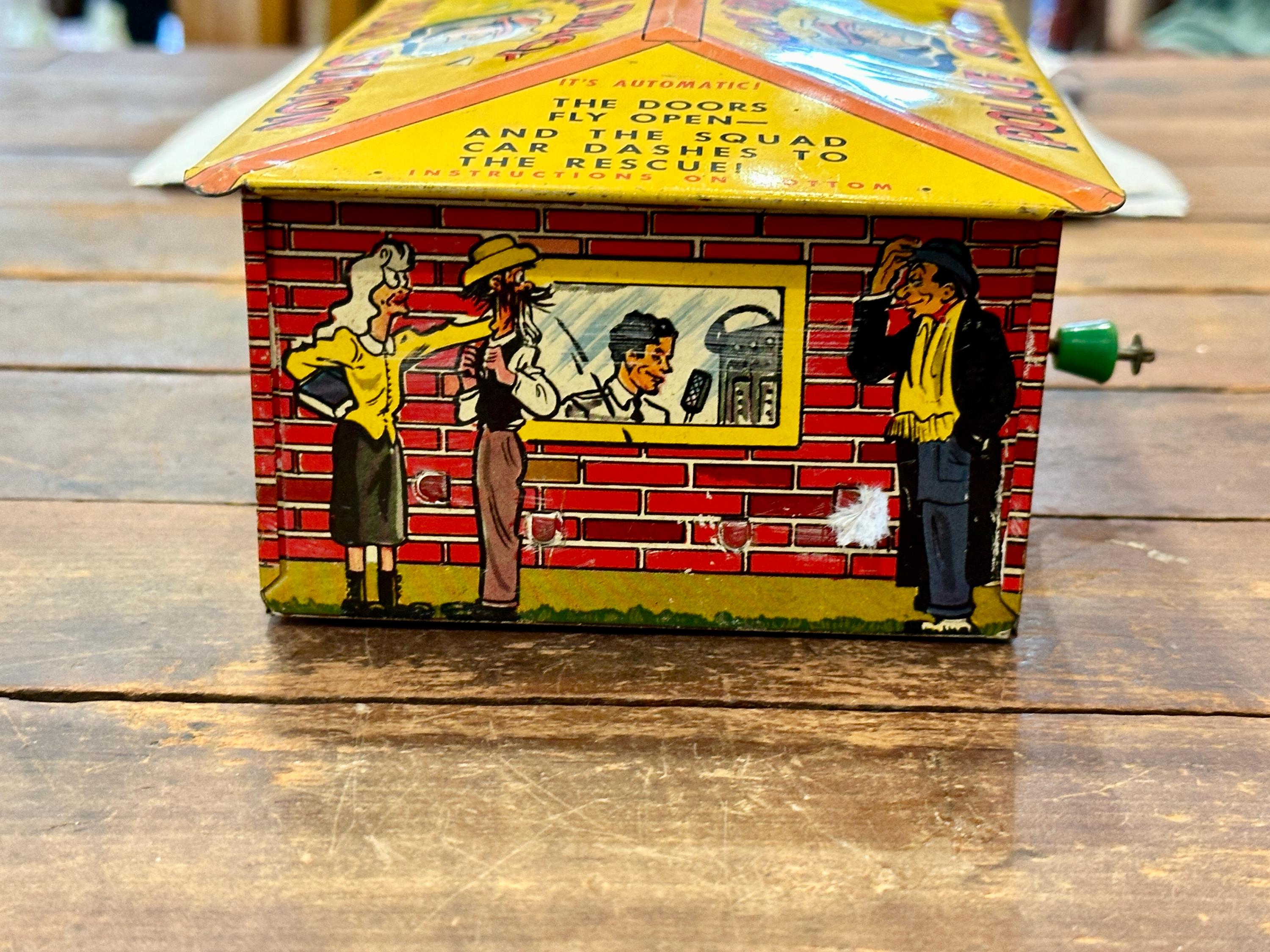 Vintage Marx Dick Tracy Police Station Complete With Squad