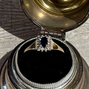 14K Gold Diamond and Sapphire Ring Size 8