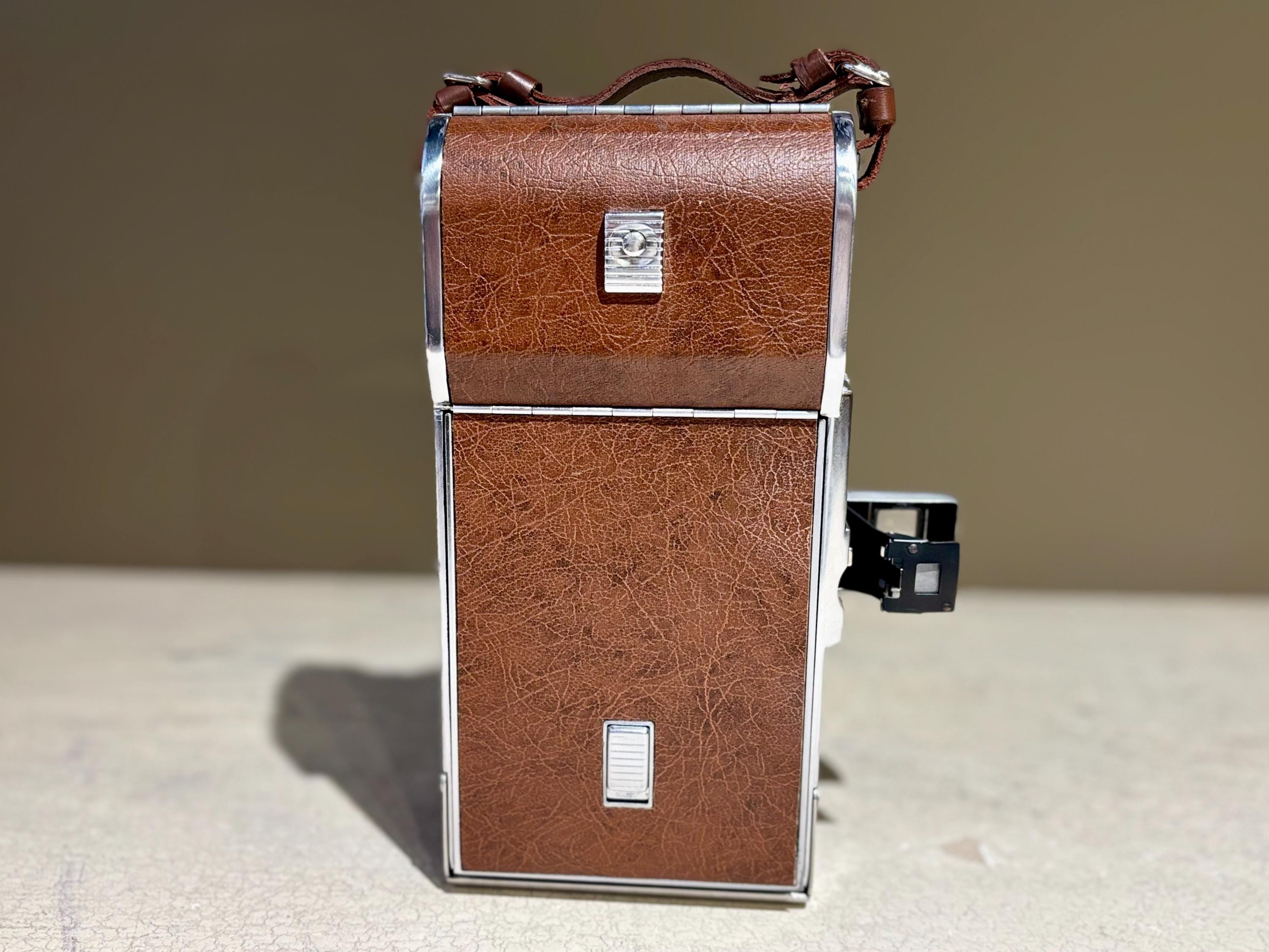 Polaroid Land Camera Model 95 With Original Leather Case and