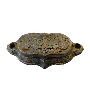 Cast Iron Drawer Handle - Antique Embossed Drawer Handle