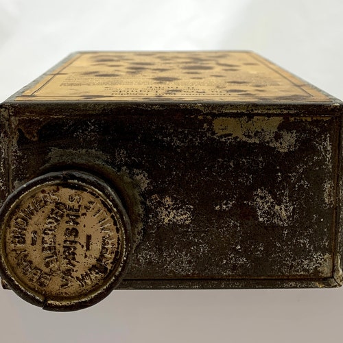 Antique shops Rare Berry Brothers Varnishes Tin