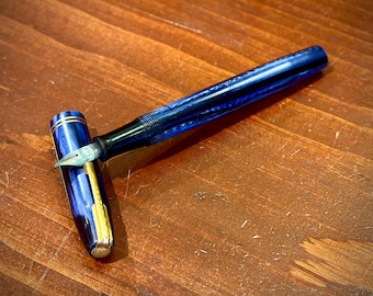 Waterman's Light Blue Marble Füllfederhalter mit 14kt Goldfeder