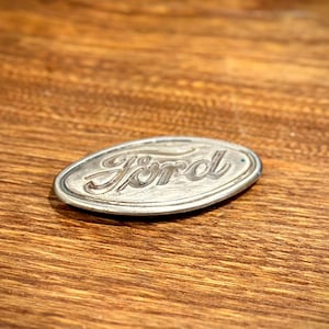1930 Ford Model A Radioator Shell Emblem