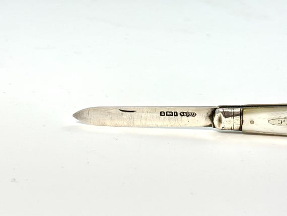 Antique Mother of Pearl Handle and Sterling Silver Blade Pocket