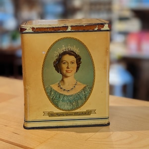 1953 Coronation Tin - La regina Elisabetta II e il duca di Edimburgo