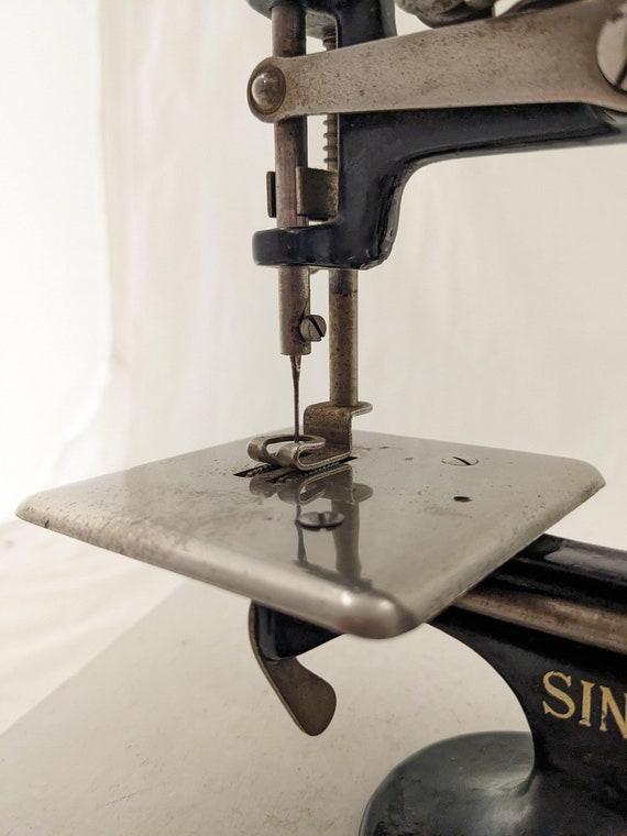 Lámpara Máquina de coser Antique Singer 1920 -  México