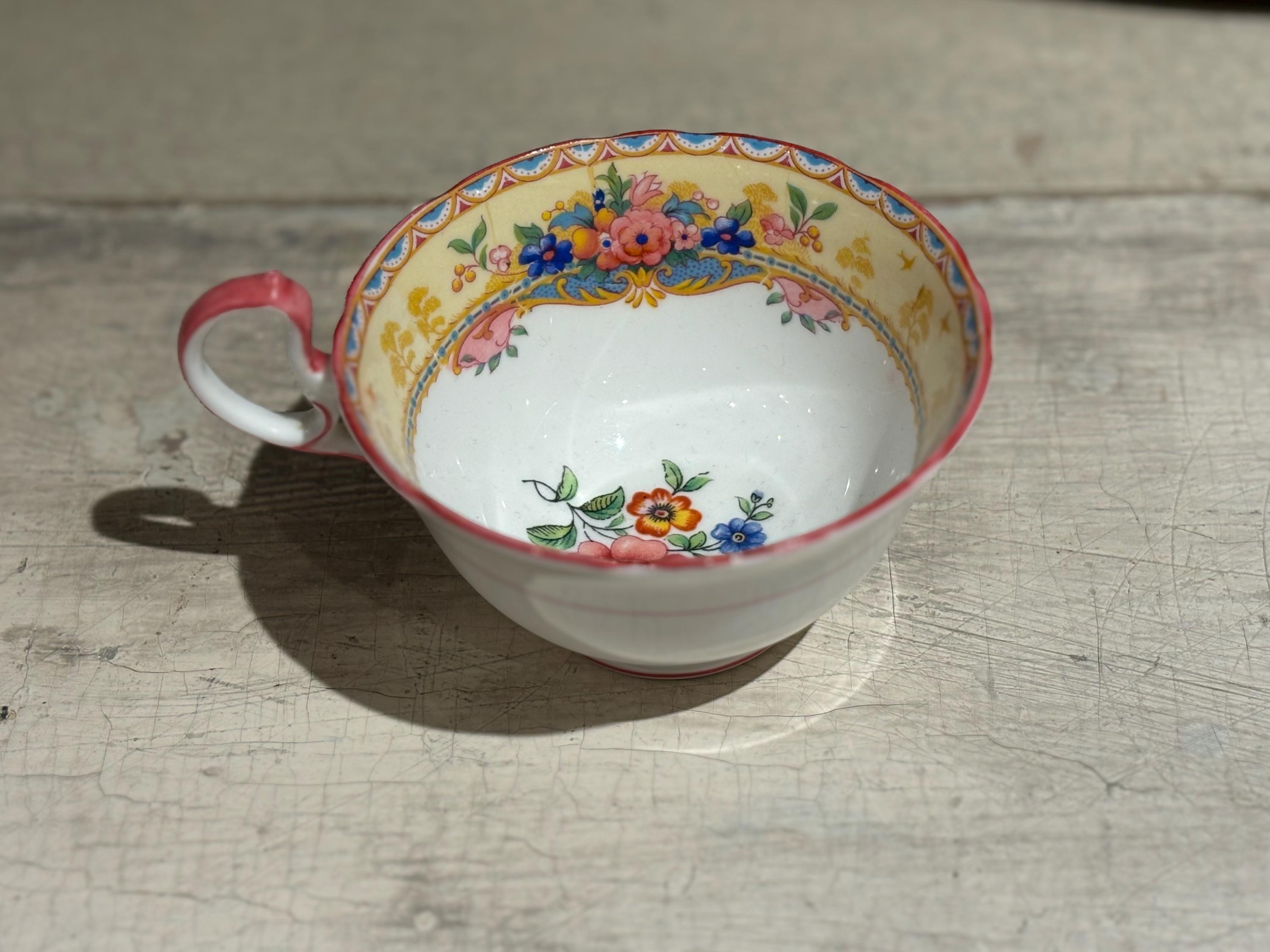 ヴィンテージ エインズレイ ピクニック イエロー&ブルー フローラル