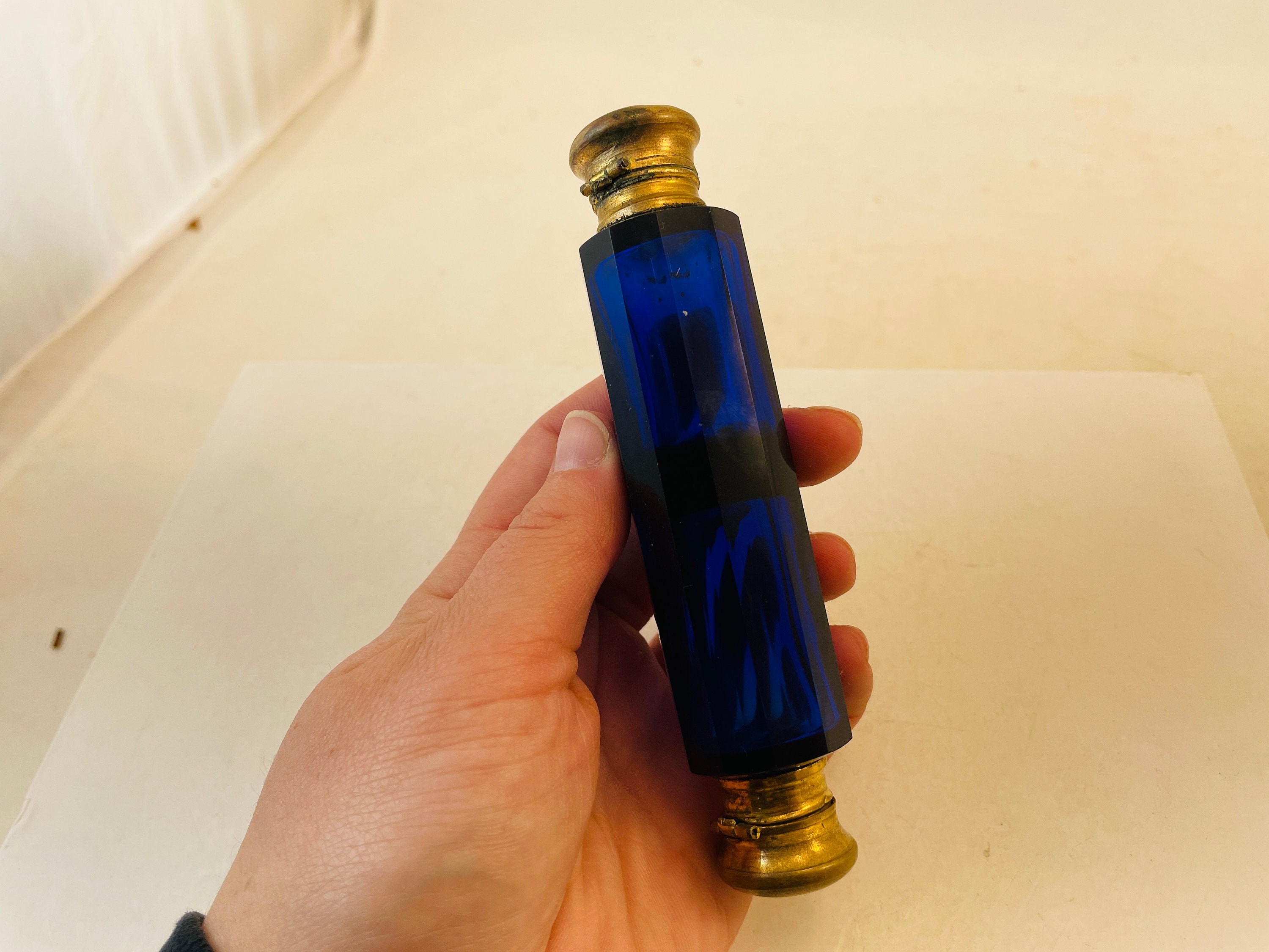 ヴィンテージ コバルトブルー 両端式「横置き」香水瓶 - Etsy 日本