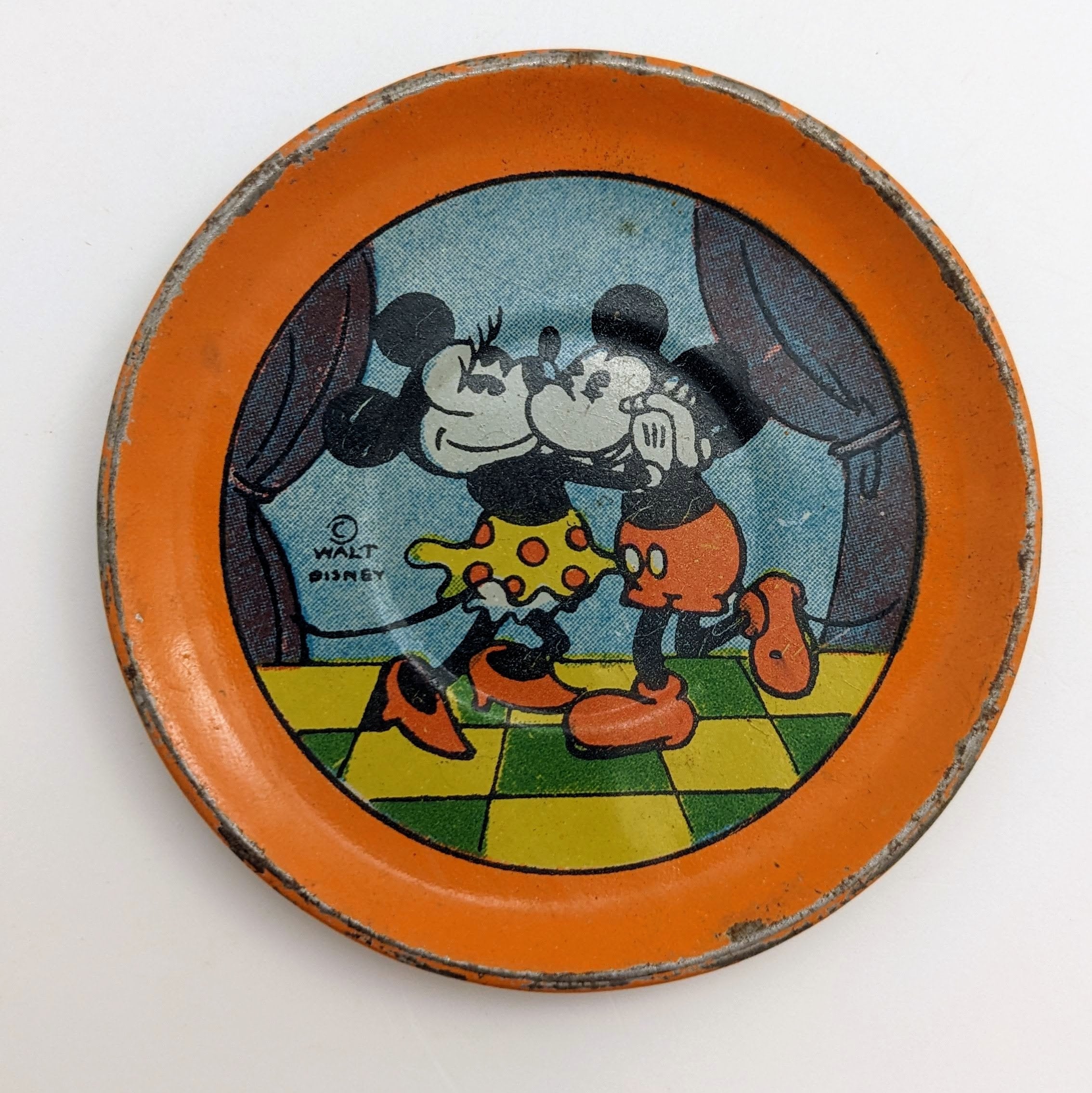 Vintage Minnie and Mickey Helpmates Tin Plates, Collectable