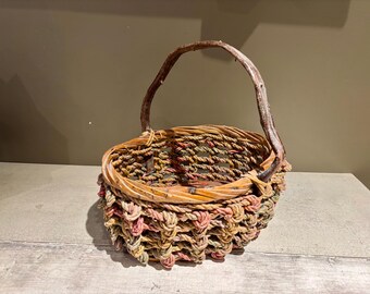 ヴィンテージの籐バスケット - Etsy 日本
