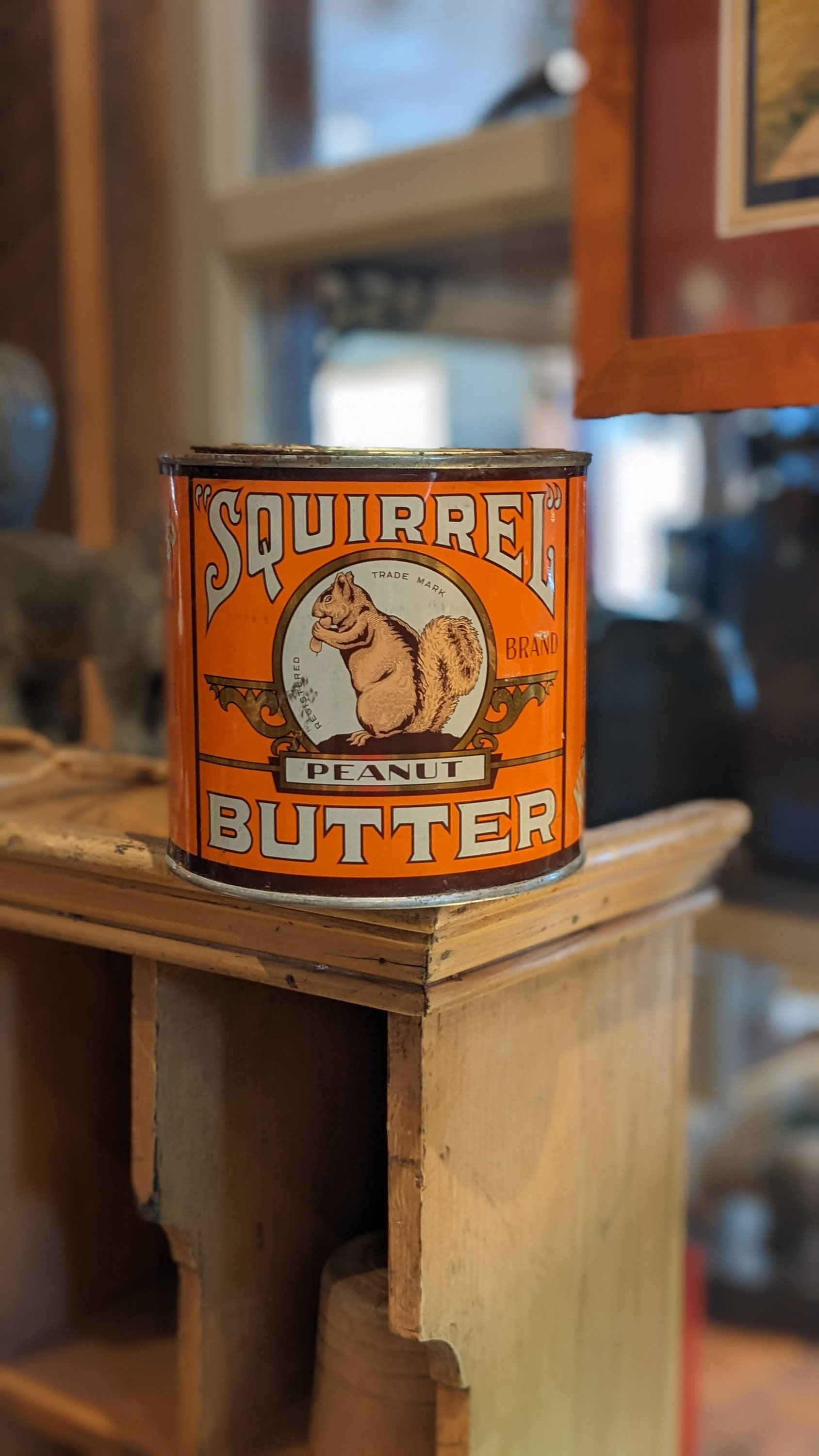 Vintage 48oz Squirrel Peanut Butter Tin Vancouver, Collectable