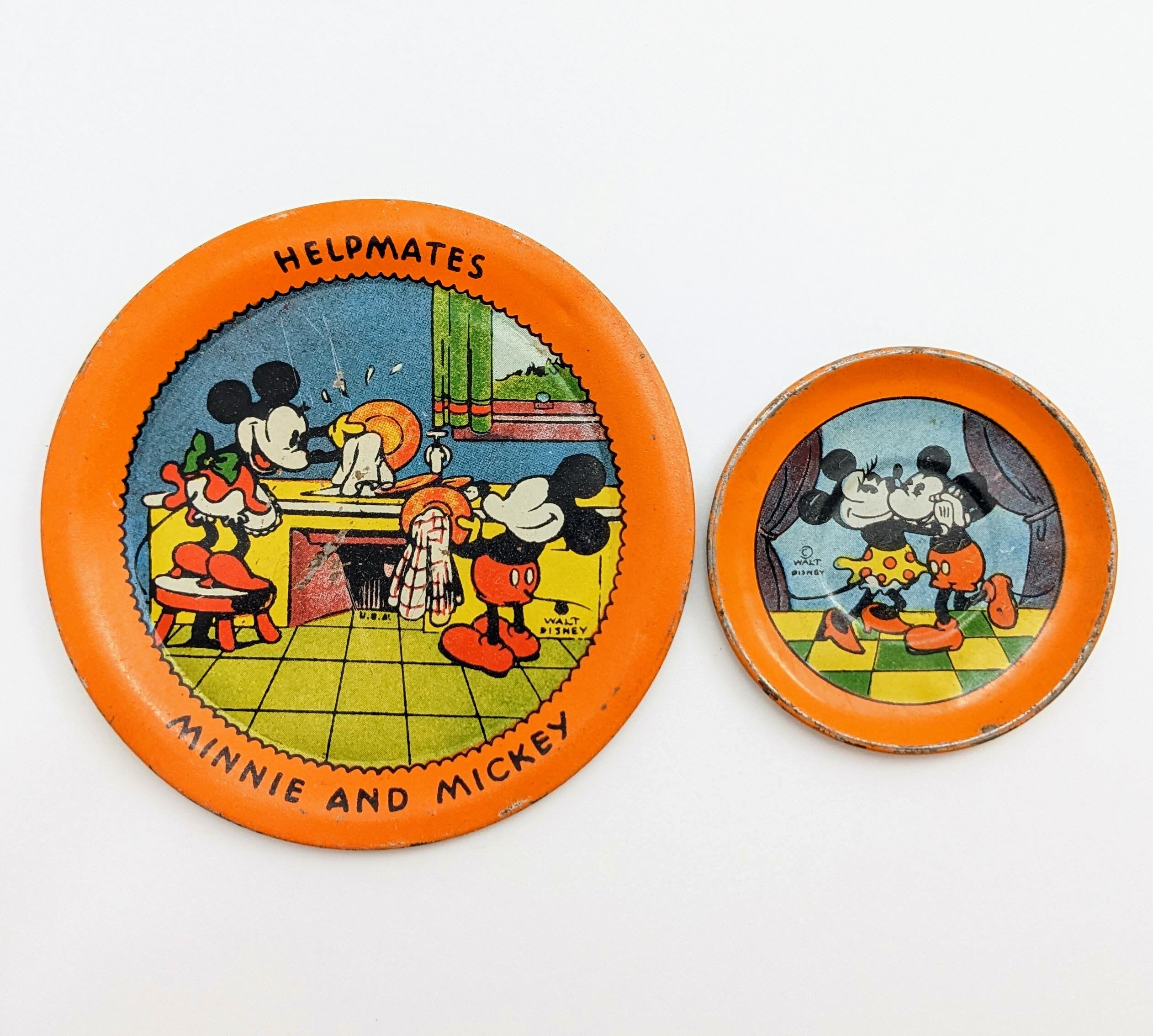 Vintage Minnie and Mickey Helpmates Tin Plates, Collectable