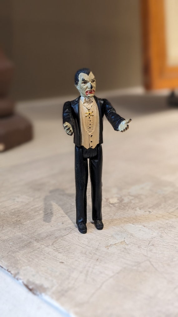 ロボット Monogram Dracula 1983 Sealed Vtg 1992 Bram Stoker's Dracula Wolf Head Logo Gold Color