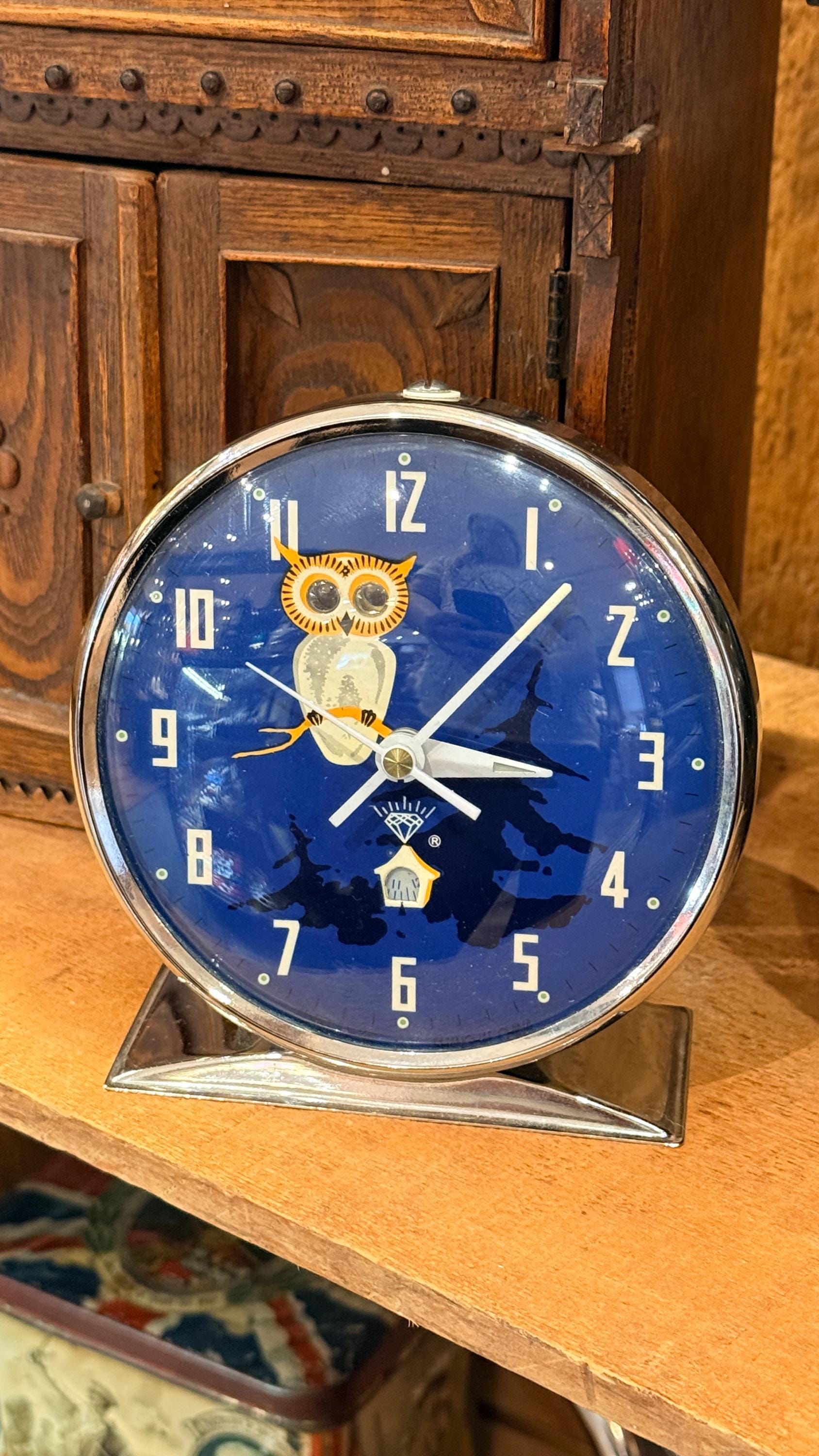 Vintage Diamond Wind Up Owl Alarm Clock Moving Eyes Blue Dial Mechanical Novelty Clock