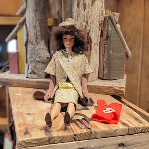 1962 Midge Ponytail Barbie Doll #850 Japan with Clothes and Accessories