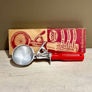 Vintage Bonny Products Co. Scoop Master Ice Cream Scoop in Original Box